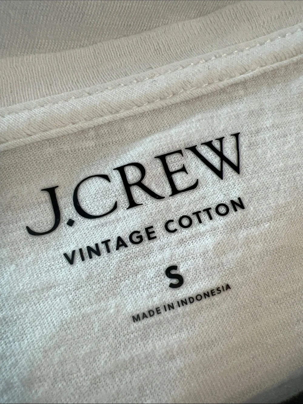 J. Crew Vintage Cotton V Neck Short Sleeve Classic Tee size Small